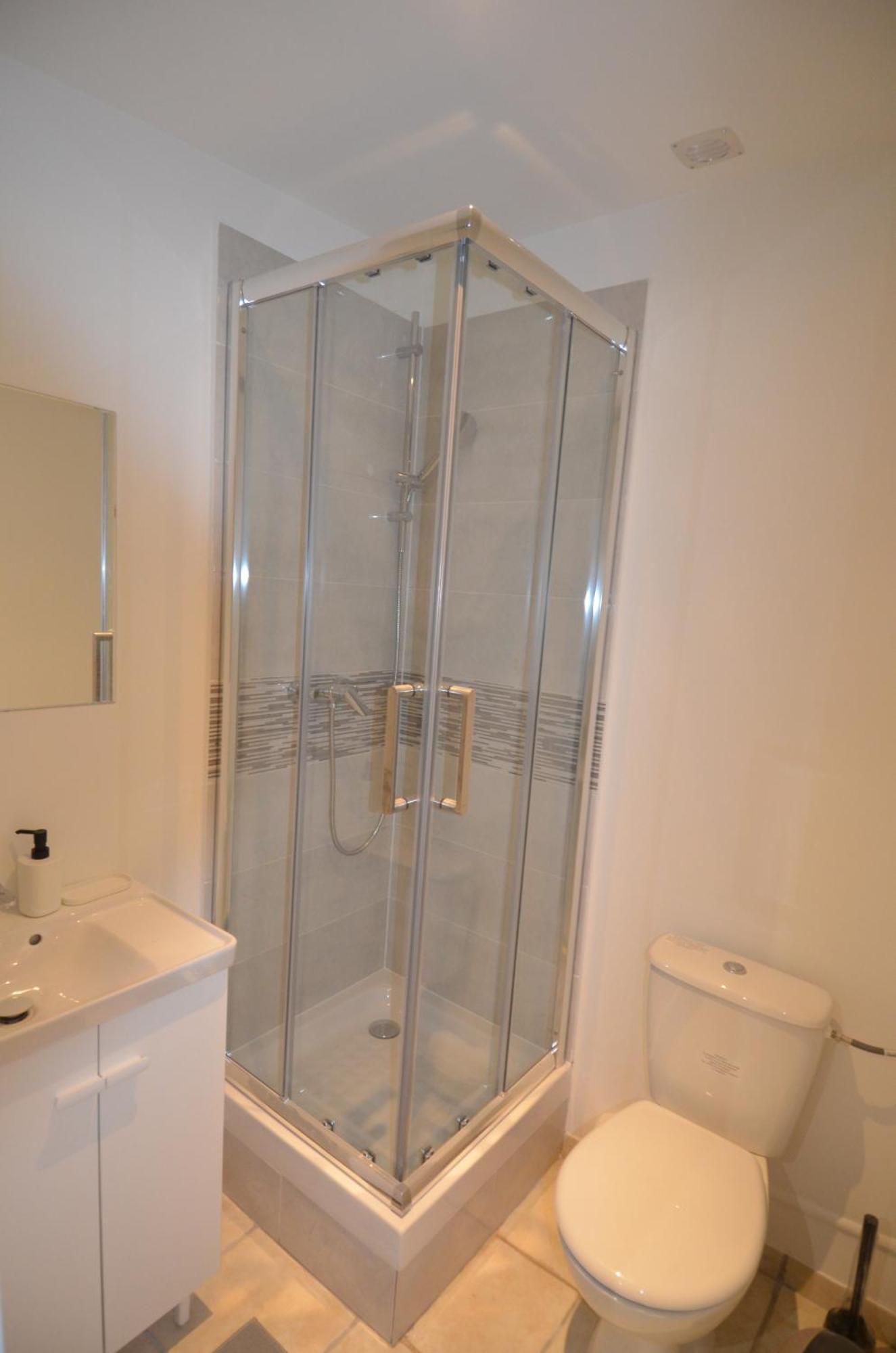 Studio Cassin - Next To Tramway Line 2 Near Airport Nice Ngoại thất bức ảnh